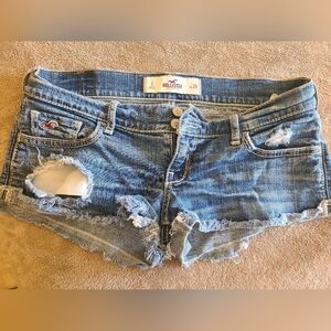 Hollister low rise denim jean shorts size 3